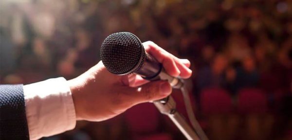 Tehnici de public speaking: Cum depășești teama în doar 3 zile