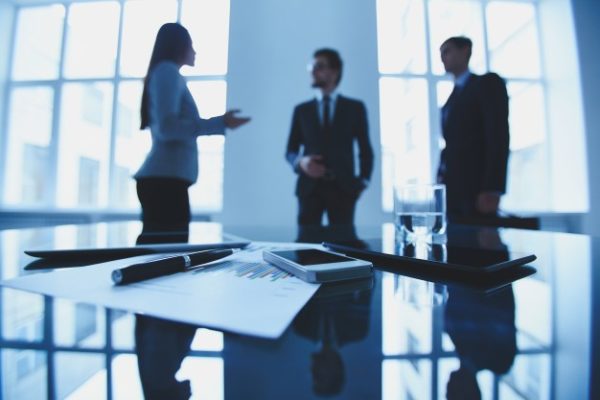 Cum să comunici cu oamenii dificili – practic şi eficient